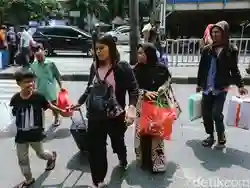 1.300 Pemudik Memulai Perjalanan dari Terminal Kampung Rambutan Menuju Kampung Halaman di H-3 Lebaran